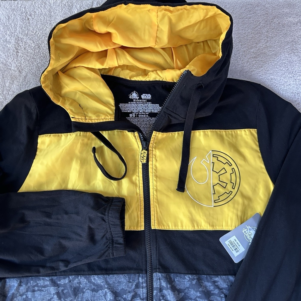 Disney Star‎ Wars Full Zip Up Hooded Windbreaker Jacket Men's Size Small NWT